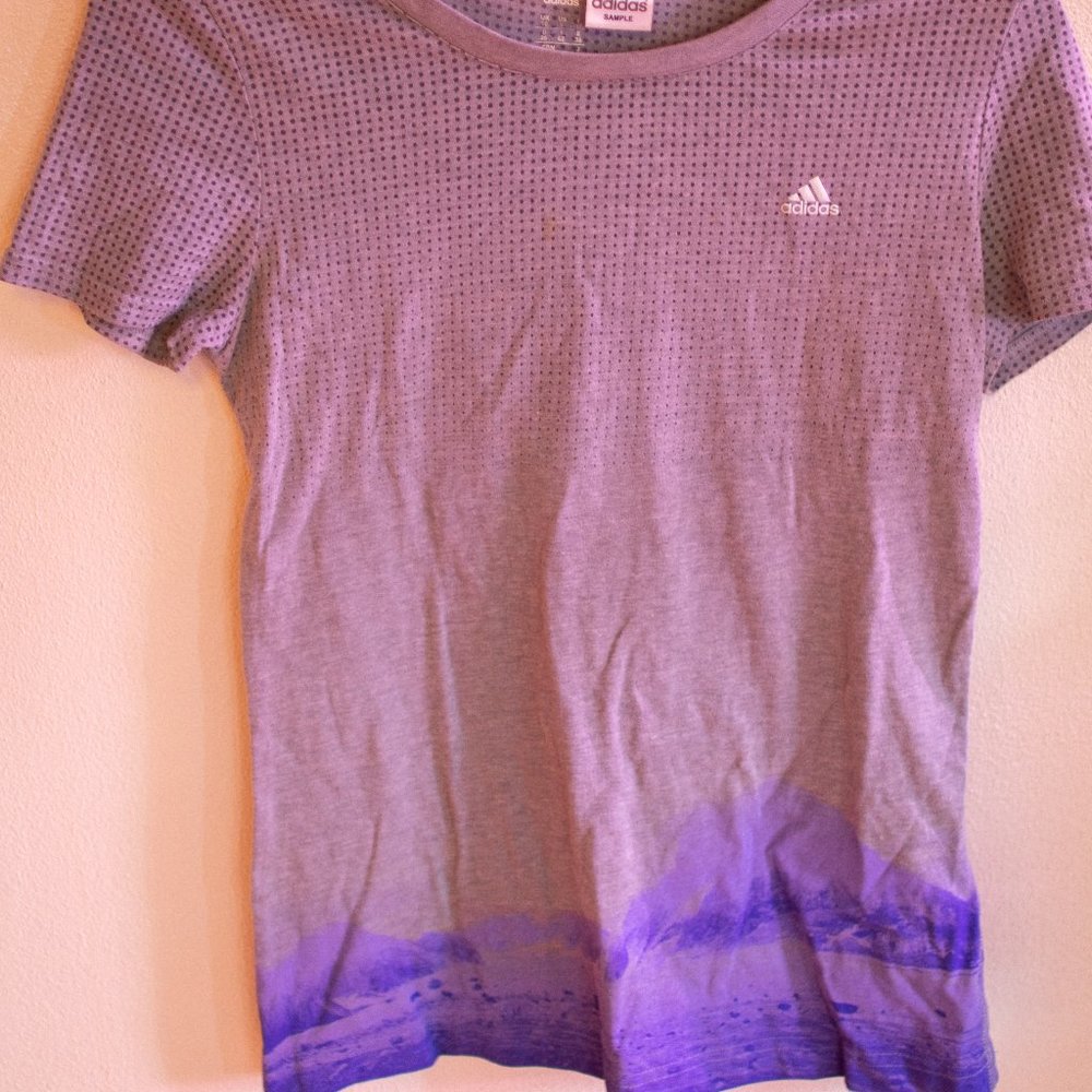 Adidas retro design breathable Tee